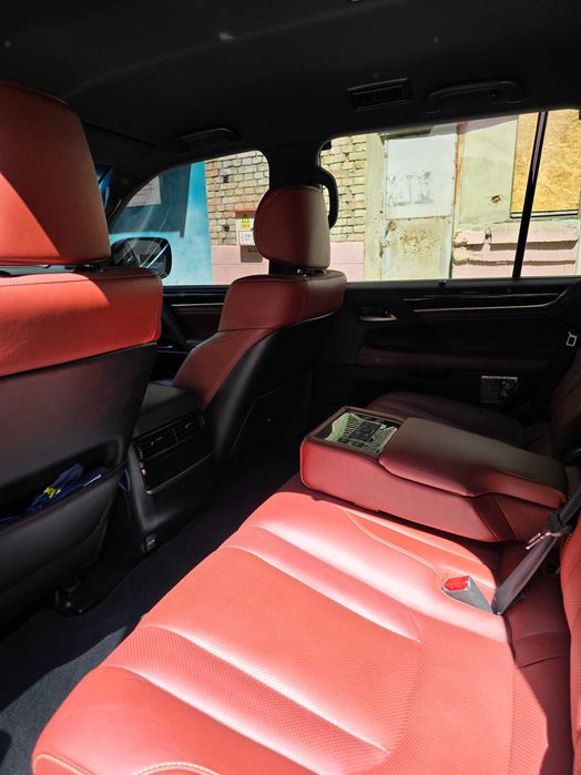 Продам LEXUS LX450