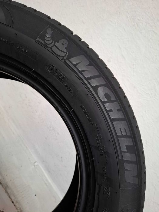 2x 215/65R17 Michelin Primacy 3  2x5mm i 2x 5,8mm 18r.