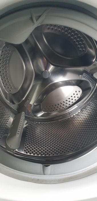 Máquina Lavar Roupa Ariston Aqualtis