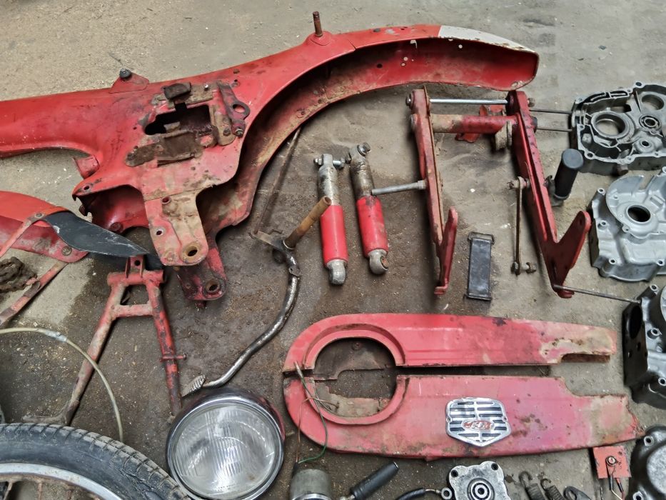 Peças Honda c110 anos 60