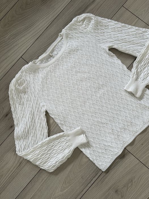 Only bialy swetr bluzka z bufkami dlugi rekaw S hot hit