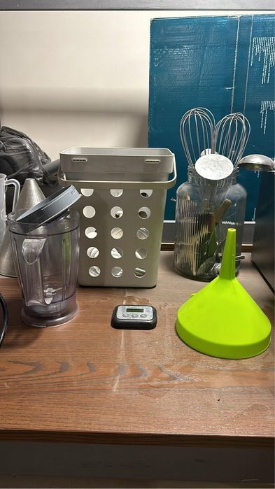 Utensilios de cozinha, tudo 50€