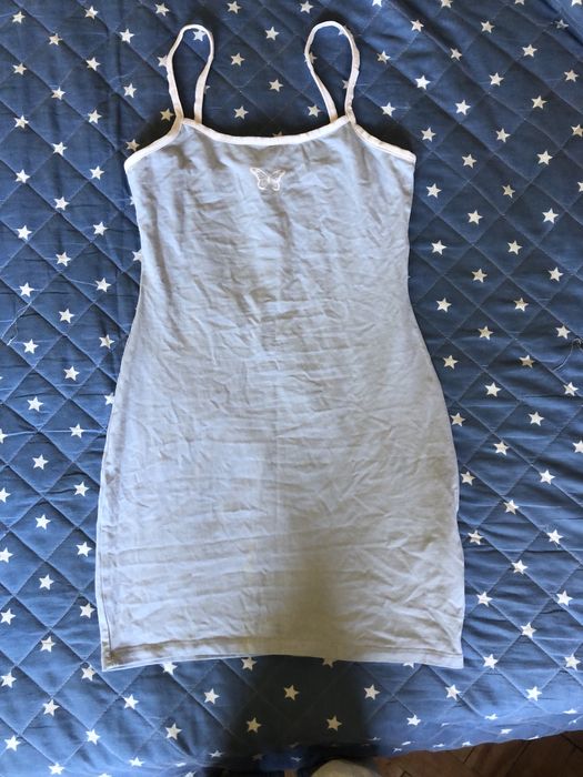Vendo LOTE DE SAIS E VESTIDOS