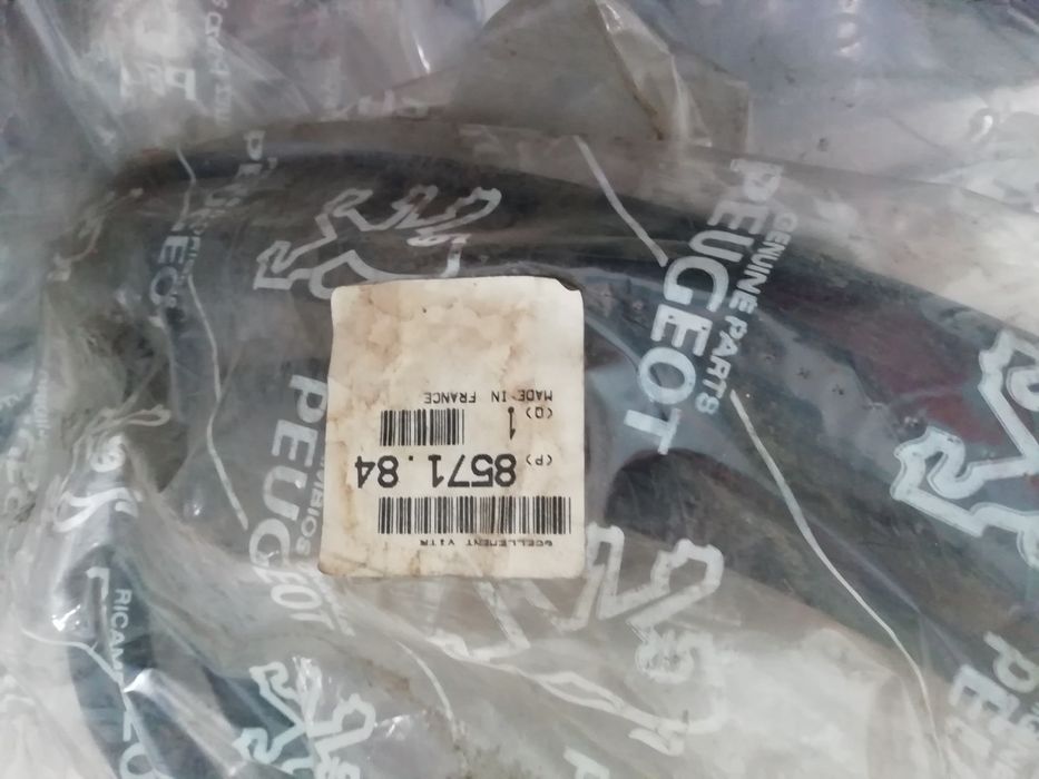 Peugeot 205 Borracha dos vidros laterais  traseiros