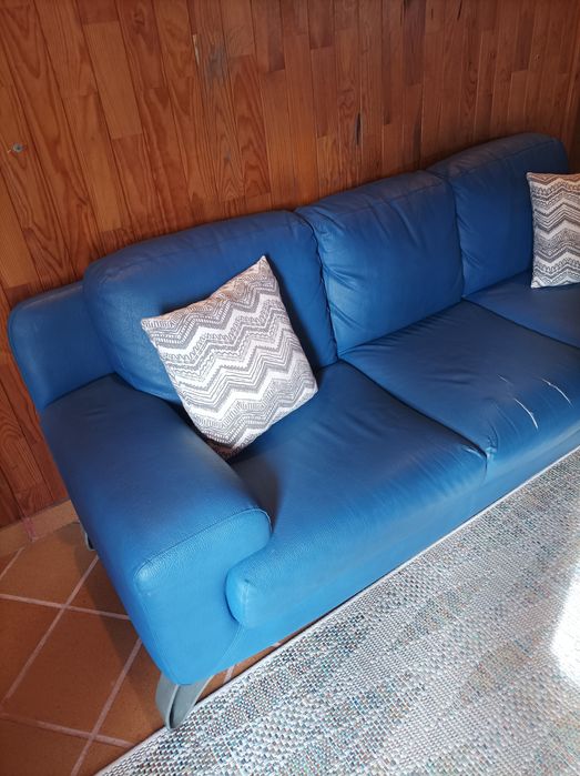 Sofá 3 lugares azul petróleo