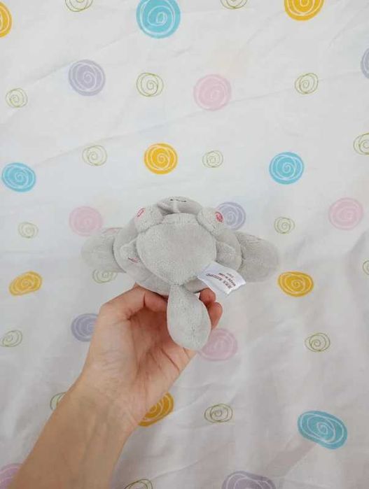 Pokémon peluche minccino da marca Pokémon center