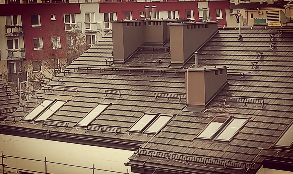 Pogotowie dekarskie / dachowe., dekarz. Usuwanie przecieków