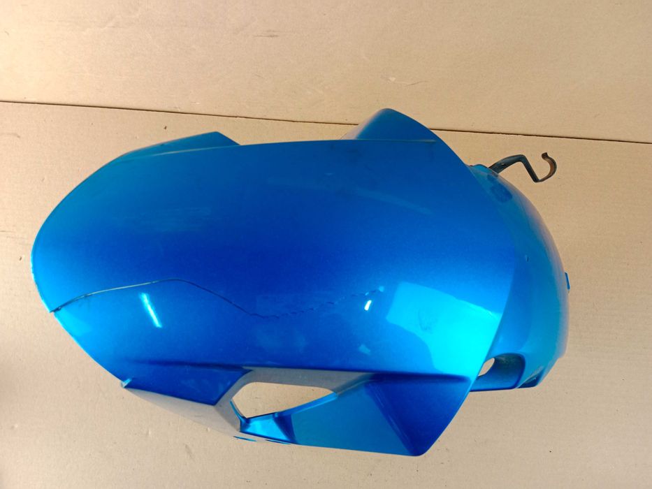 Suzuki GSX-8R Błotnik Przód Przedni 23-26