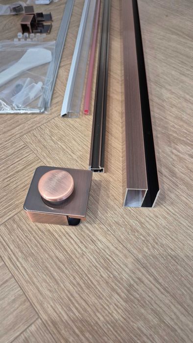 Parawan przesuwny nawannowy szczotkowana miedź