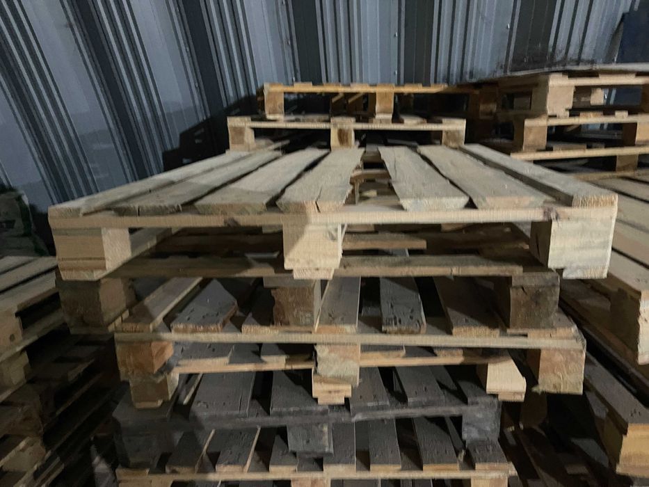 Піддони дерев'яні  б/у