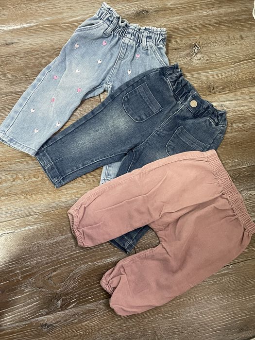 Джинси на дівчинку 74 розмір (6-9 місяців)