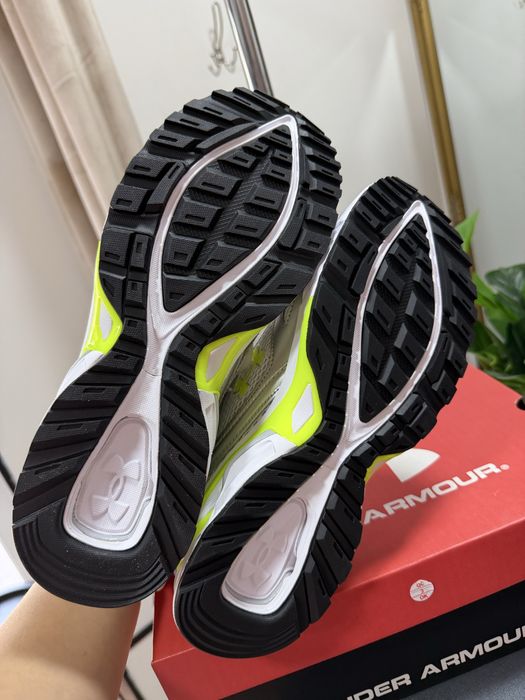 Under Armour HOVR оригінал 43 розмір