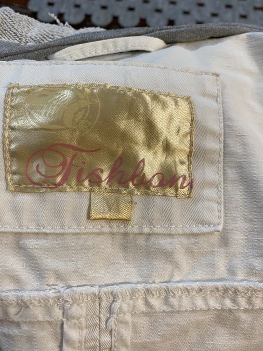 Kurtka dzinsowa biała