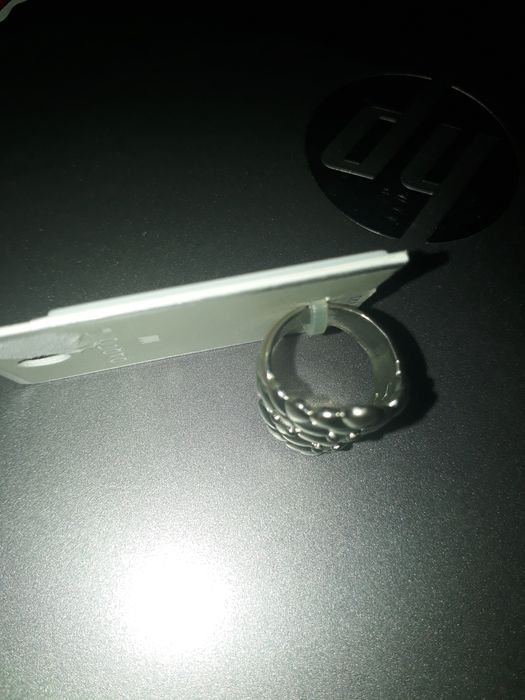 Anel prateado Parfois, novo