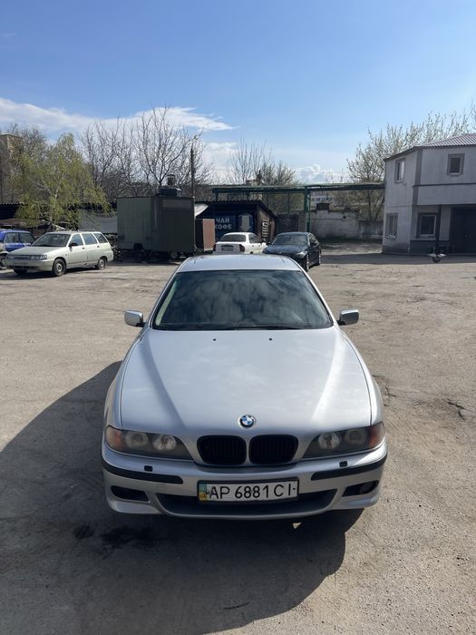 Продам BMW e39 525i