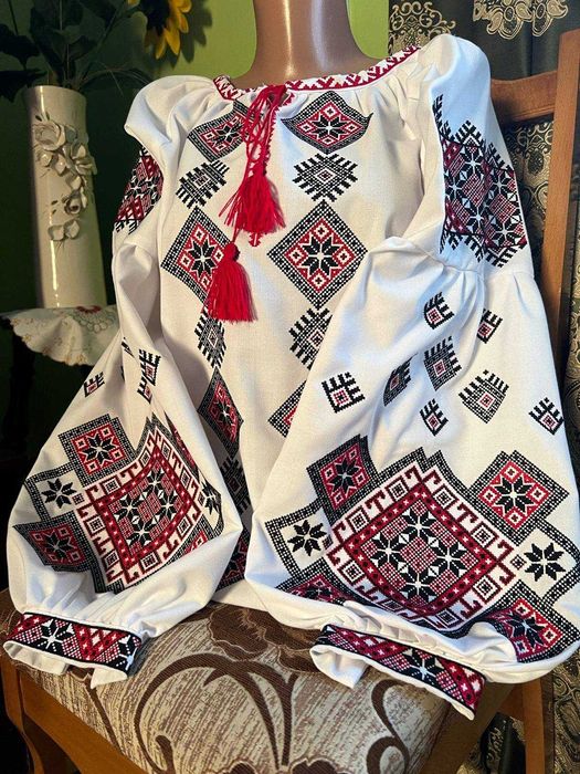 Класні Жіночі Вишиванки