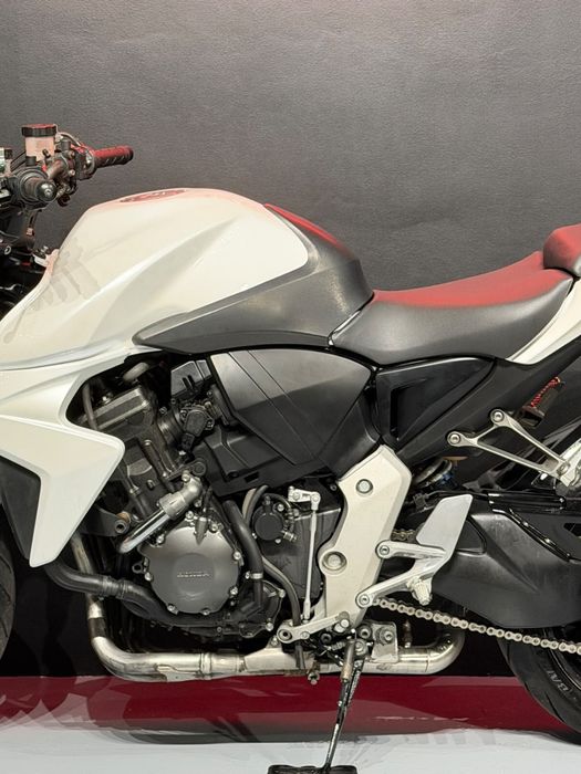 Honda CB1000R Branca 2008