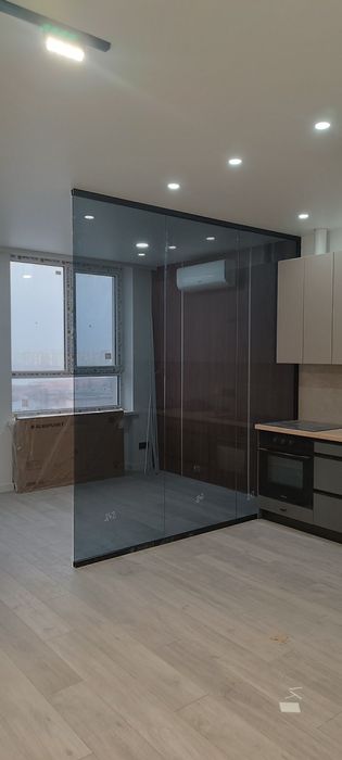 Межкомнатные стеклянные перегородки