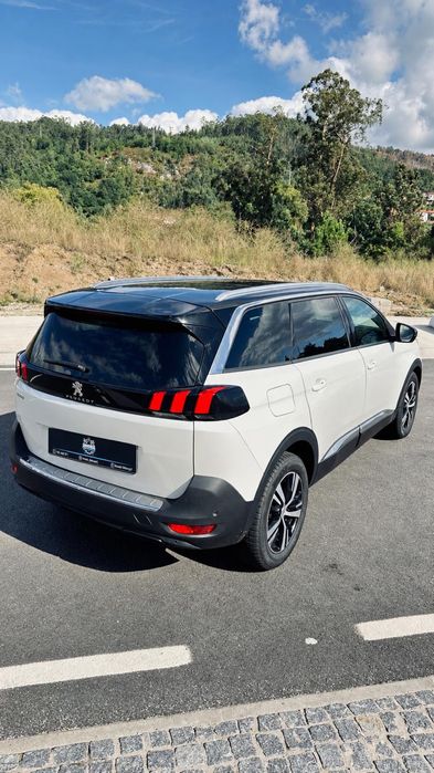 Peugeot 5008 1.2 PureTech — photo 2