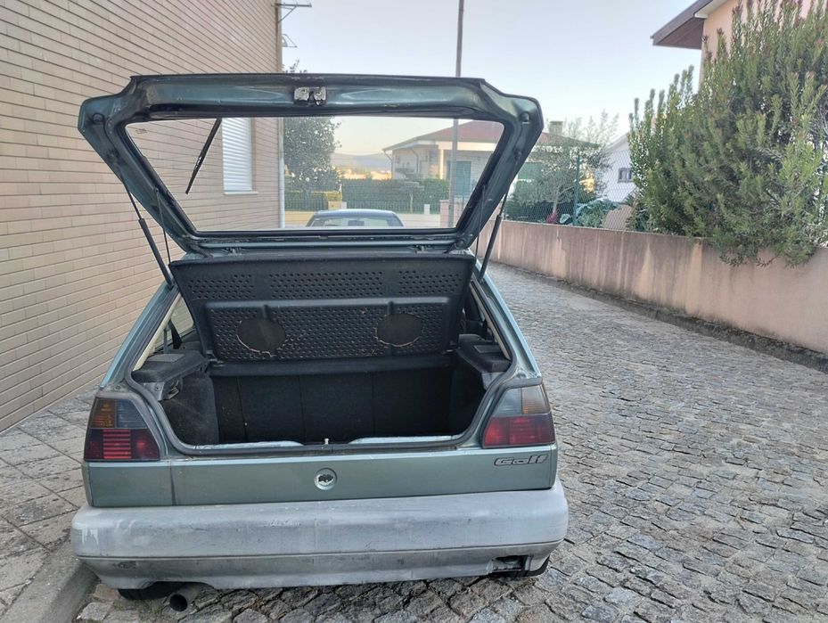 Volkswagen Golf 2, três portas