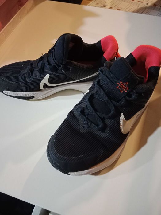 Sapatilhas nike quase sem uso