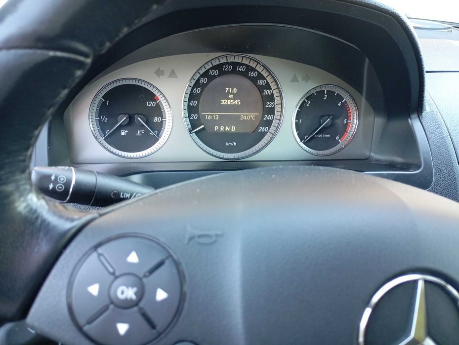 Mercedes-Benz Klasa C 220 CDI W204 170KM
