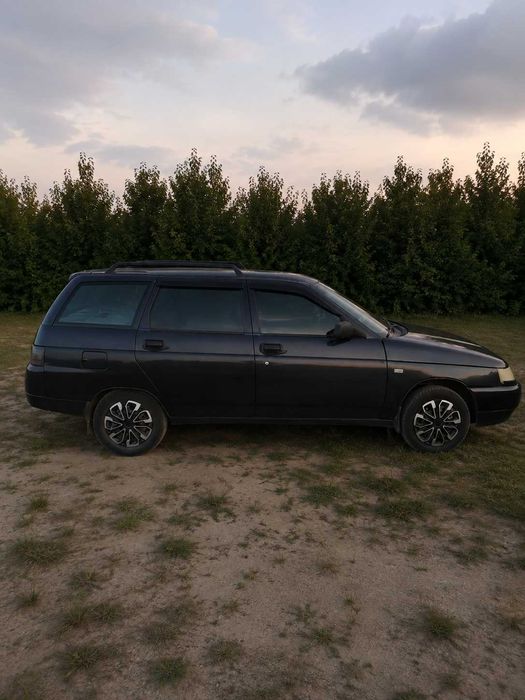 Автомобіль Лада 1111
