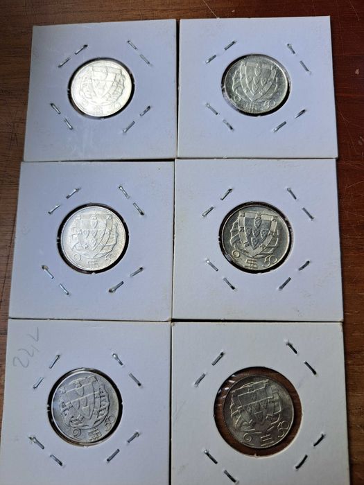 Moedas de 2$50 e 5$00 em prata