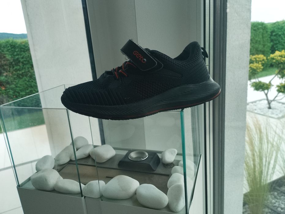 Buty sportowe lekkie piankowe 33 Gelteo chłopiece