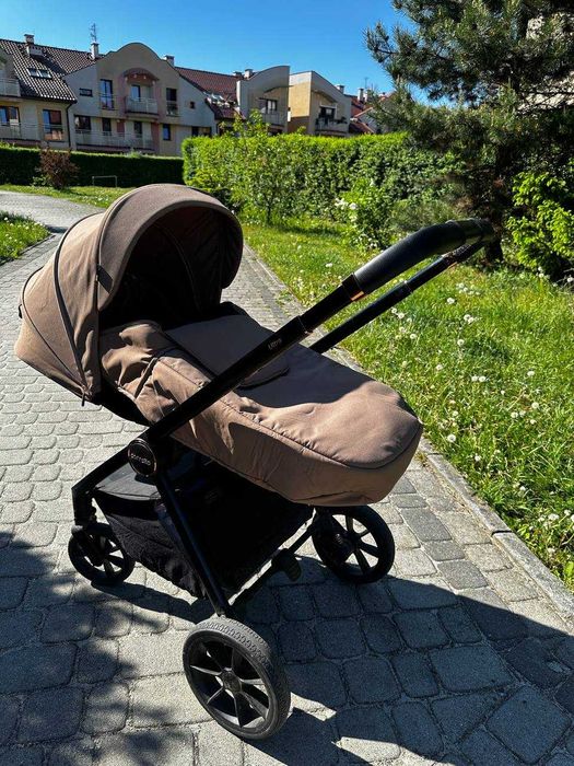 Wózek dziecięcy 2 w 1 Carello Ultra
