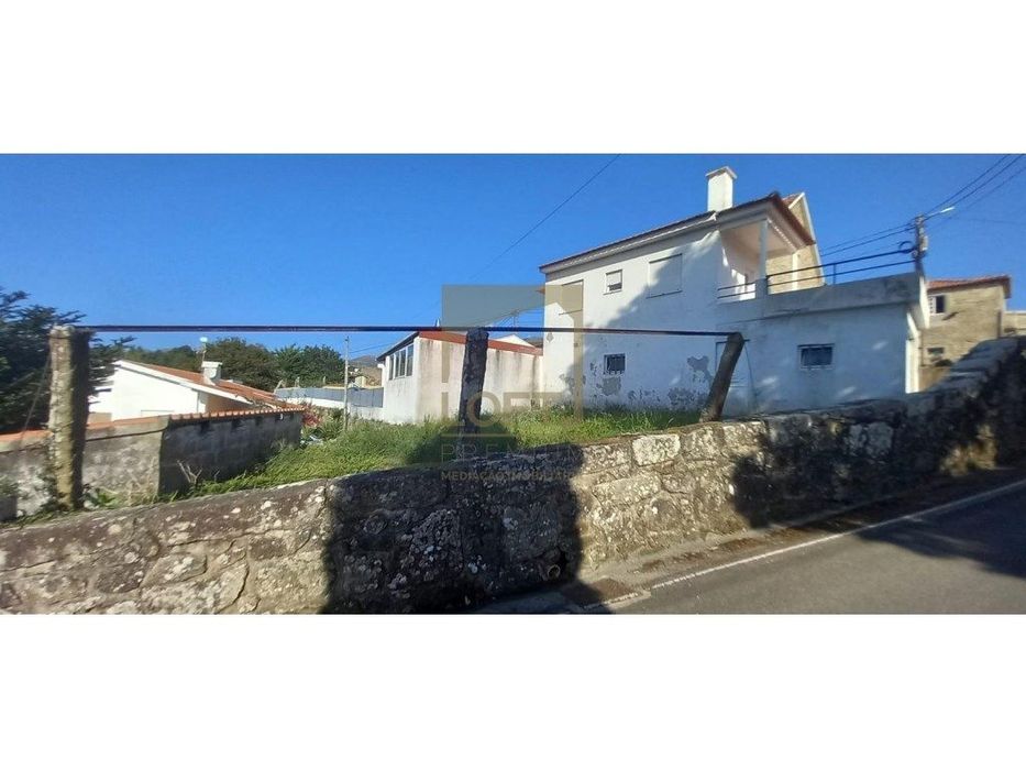 Excelente Oportunidade de INVESTIMENTO : moradia Hotel Boega, em Ce...