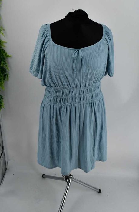 Elastyczna sukienka rozkloszowana Violeta Mango 4XL 54