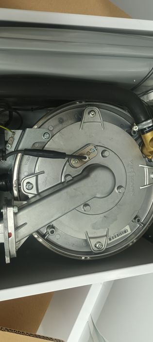 Piec gazowy Viessmann Vitodens 050 BPJD 19kW dwuf kondensat