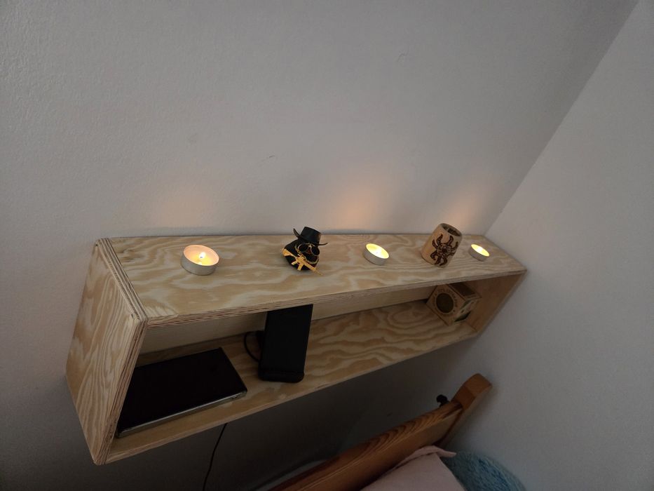 Pólka wisząca sosnowa