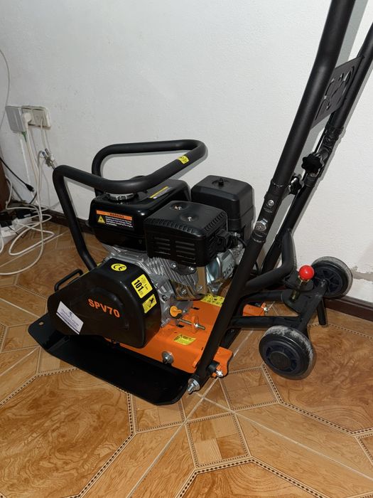 Placa Compactadora Sirl SPV70 Loncin G200F