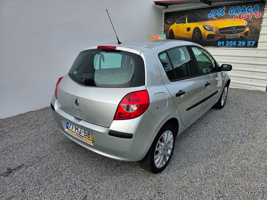 Renault Clio 1.2i 16v 140.000Km 03/2009