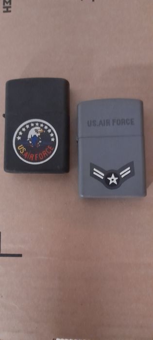 9 isqueiros colecção