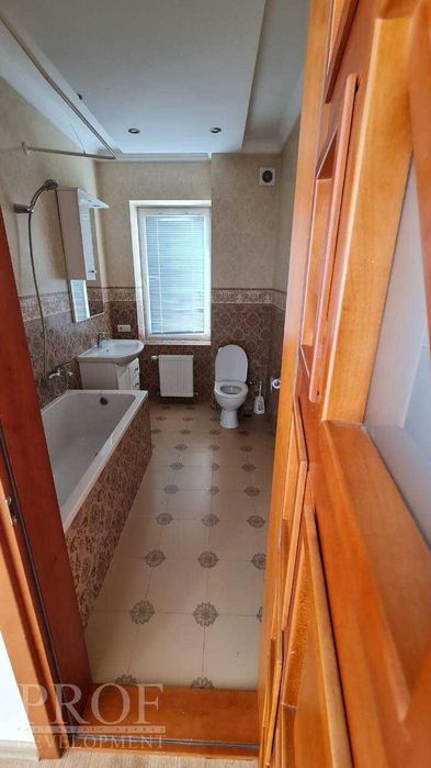 БЕЗ% будинок під офіс або житло  Голосіівський рн (350 м2)