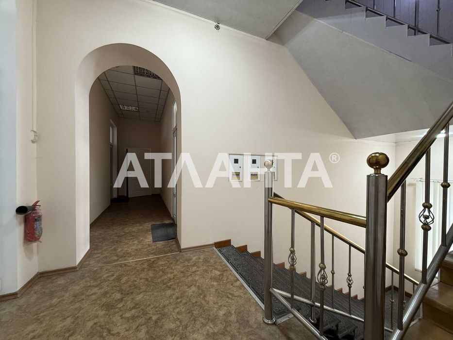 Отдельностоящее Фасадное здание Два входа Генератор АГВ Балковская