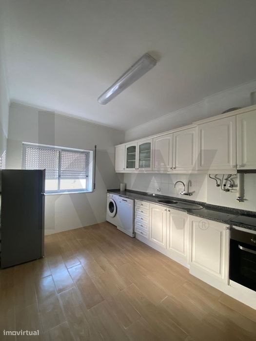 ️ Apartamento T2 Renovado na Costa da Caparica