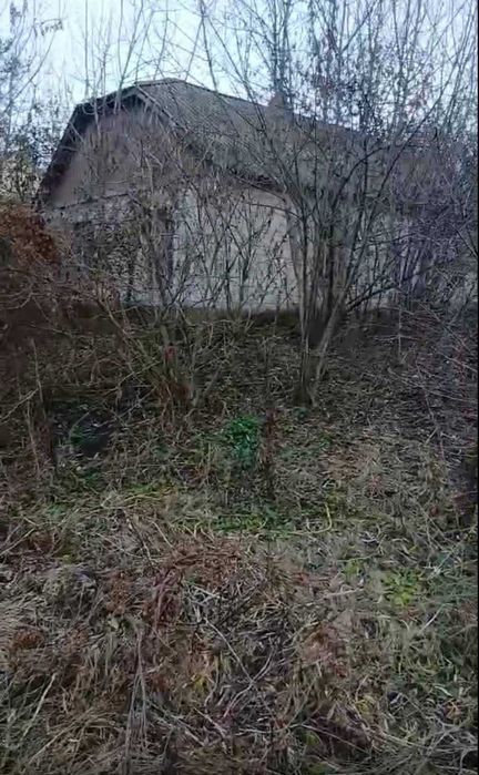 Продаж гарної ділянки з будинком м. Кам’янка