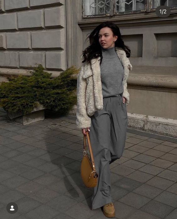 Сумка хобо mango