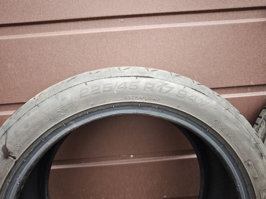 Opony kormoran uhp 225/45 r17