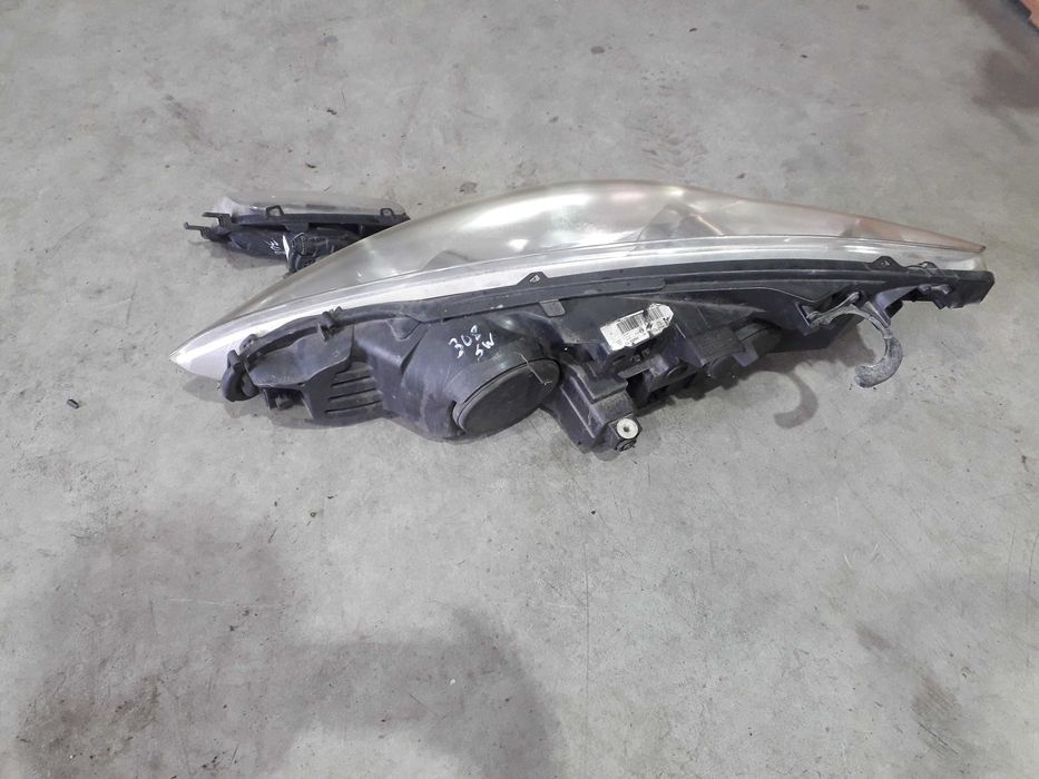 farol / farol de nevoeiro peugeot 308 sw