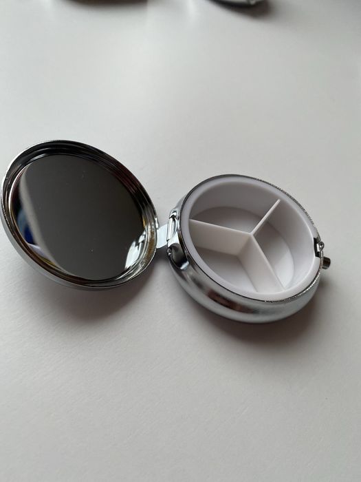 Таблетниця, органайзер для таблеток