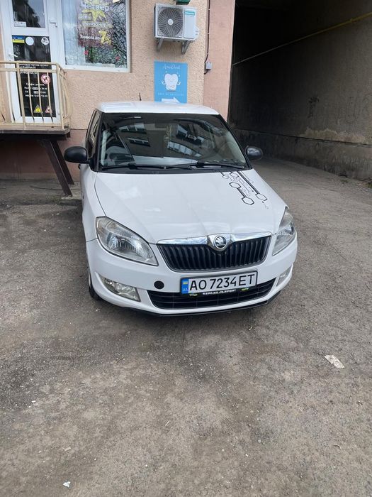 Продам шкоду фабію 2014 року