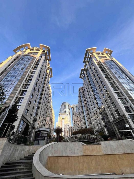 Продаж 2-кімнатної квартири 68.5м2 ЖК Бульвар Фонтанів, вул. Саперне Поле 5А - Печерськ