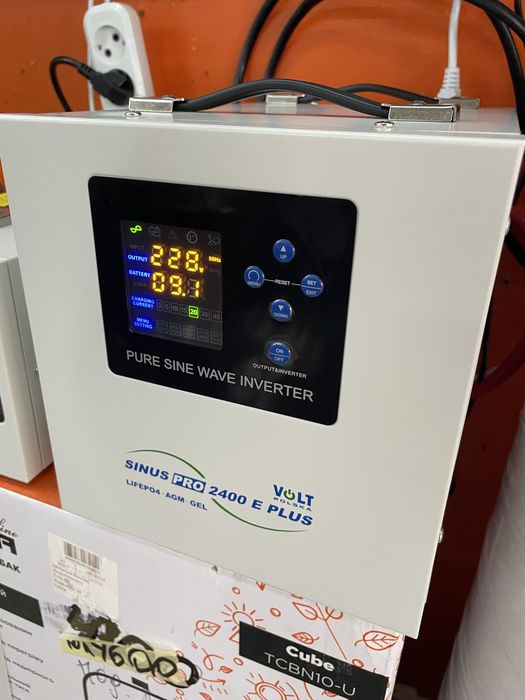 SINUS PRO 2400 E PLUS 12V (1600/2400W)