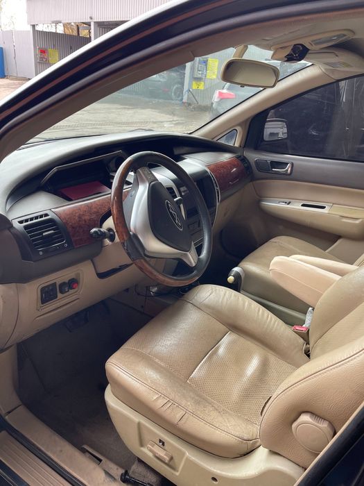 Продам сімейне 7 місне авто chery CrossEastar