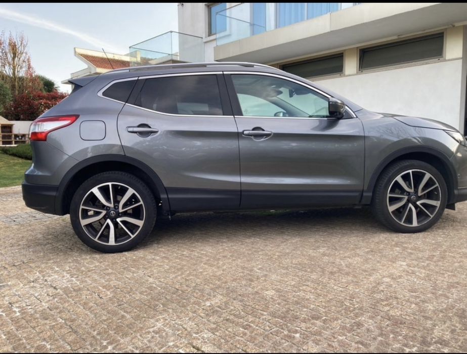 Nissan Qashqai 1.5 dCi Tekna Premium | 135.000 km | Pele | 360 | 2 Chaves